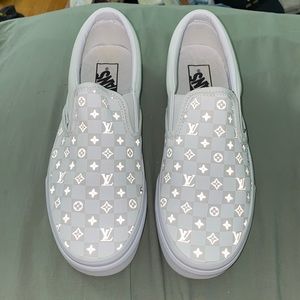 custom designed vans